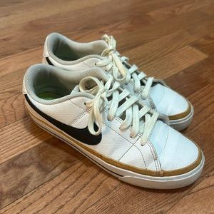 Nike Court Legacy Next Nature